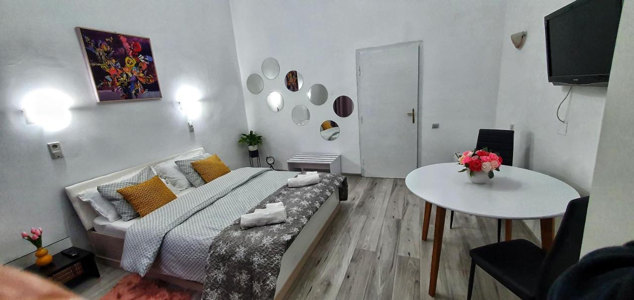 Citadel Rooms كلوج-نابوكا المظهر الخارجي الصورة